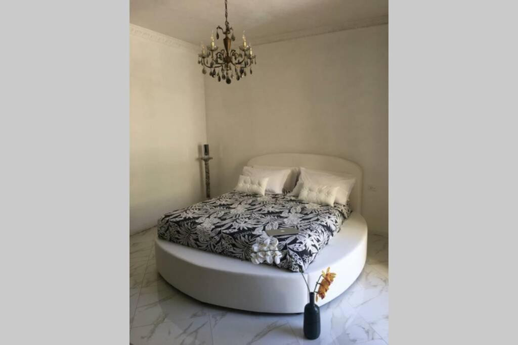 Апартаменты Terrazzo Esclusivo Con Zona Solarium Da 200 Mq Вальдериче Экстерьер фото