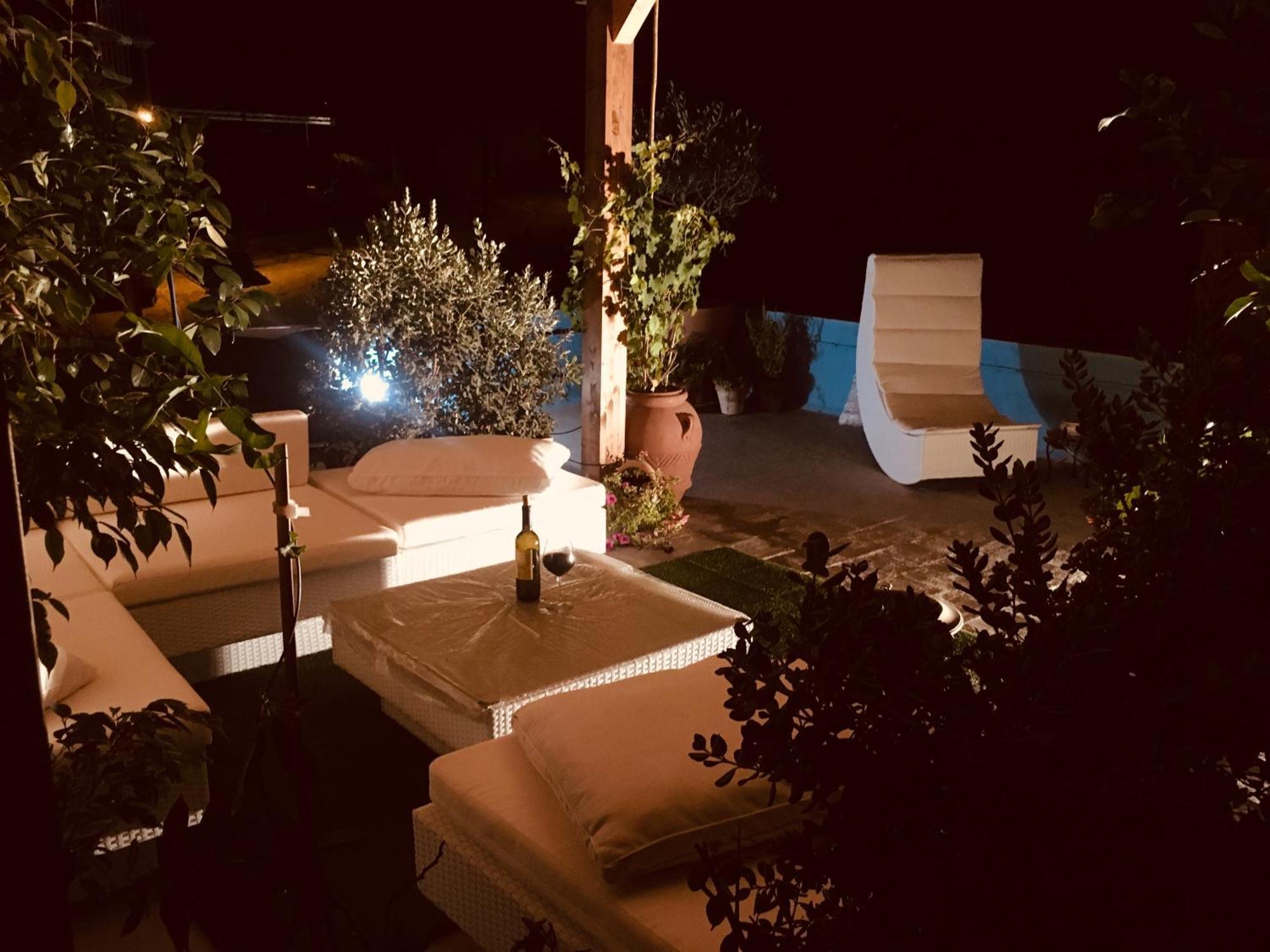 Апартаменты Terrazzo Esclusivo Con Zona Solarium Da 200 Mq Вальдериче Экстерьер фото